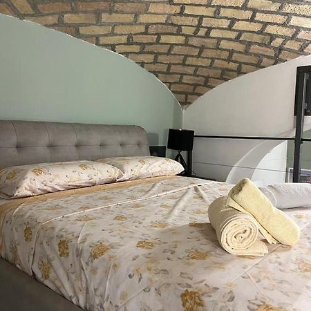 La Rosa Di Roma Colosseo Apartman Kültér fotó