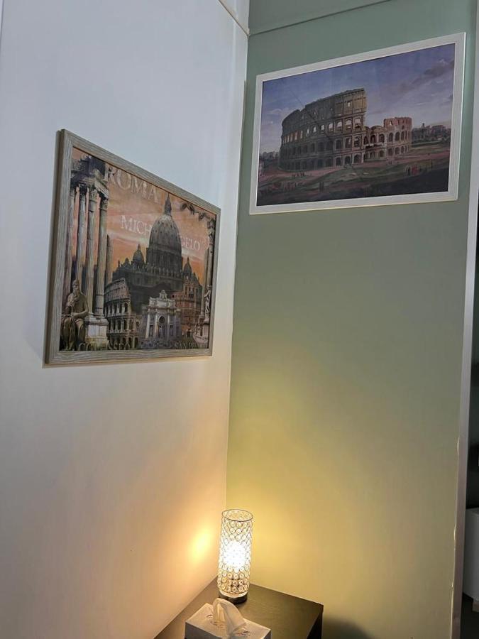 La Rosa Di Roma Colosseo Apartman Kültér fotó