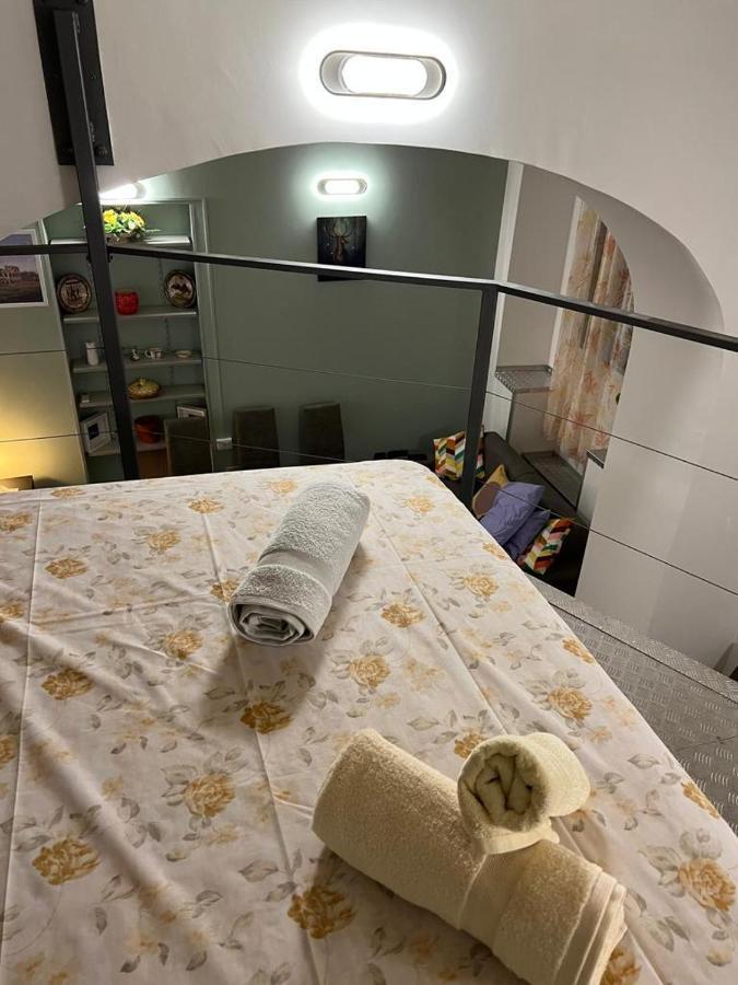 La Rosa Di Roma Colosseo Apartman Kültér fotó